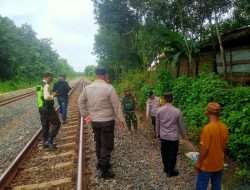 Polsek Baturaja Timur Datangi Lokasi Kecelakaan: Salah Satu Warga Meninggal Dunia Terserempet Kereta Api