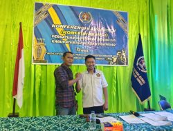 PWI Kabupaten Kepulauan Tanimbar Resmi Di Nakohdai Simon Lolonlun, S.A.P.