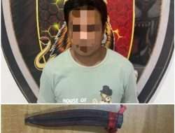Akibat terlalu sering membayangkan rumput tetangga,Sang suami Tusuk Pria Bekas Selingkuhan Istrinya hingga (Geem)